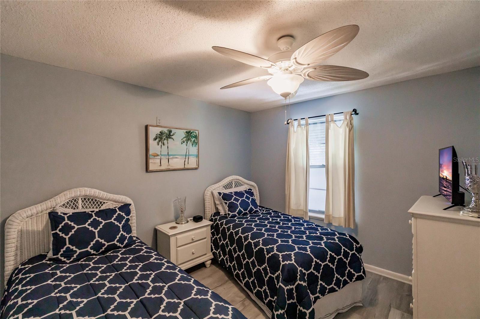 Image 10 of 15 For 6061 Peppertree Way 116