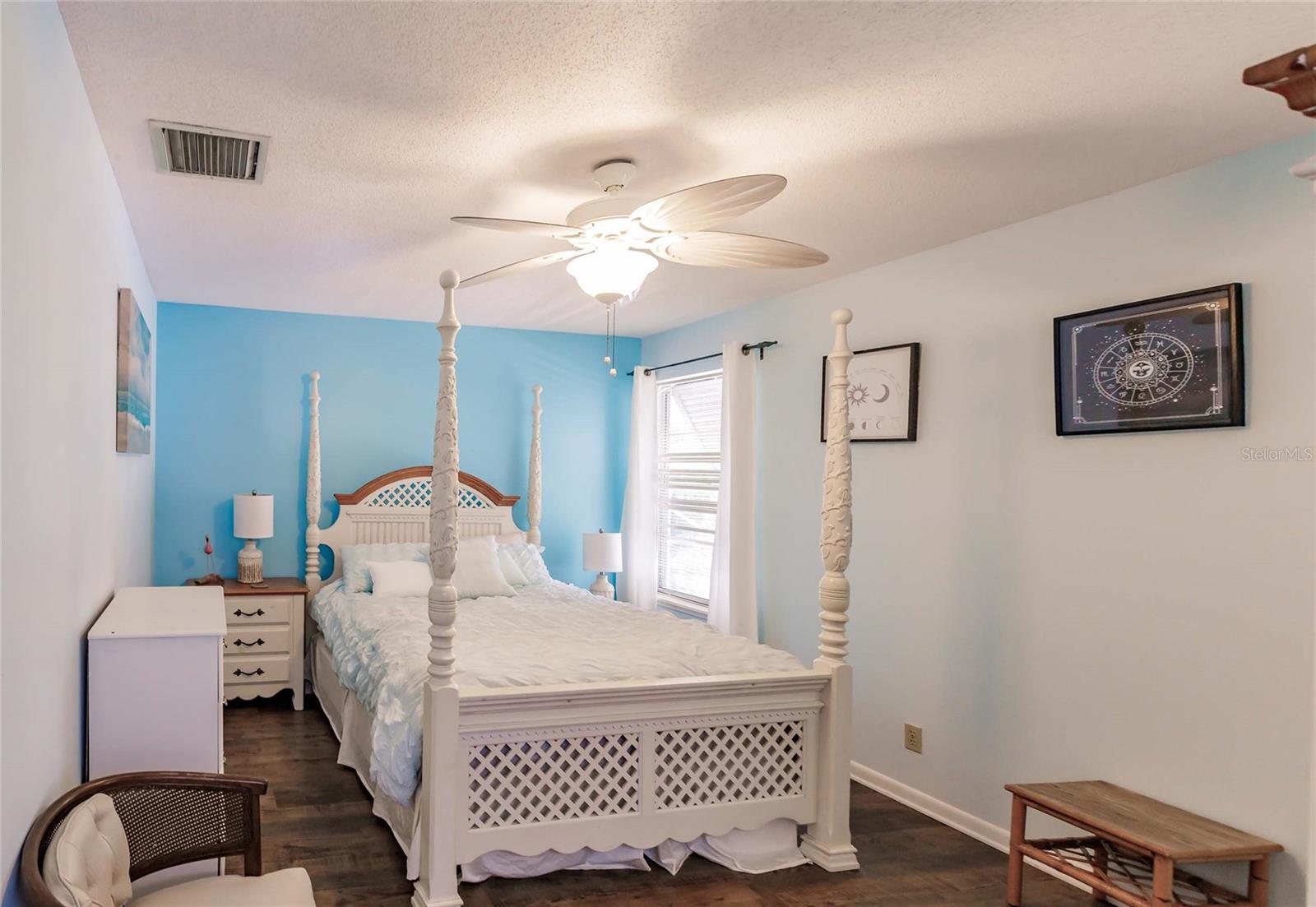 Image 5 of 15 For 6061 Peppertree Way 116