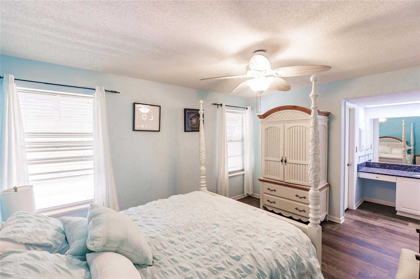 Image 7 of 15 For 6061 Peppertree Way 116