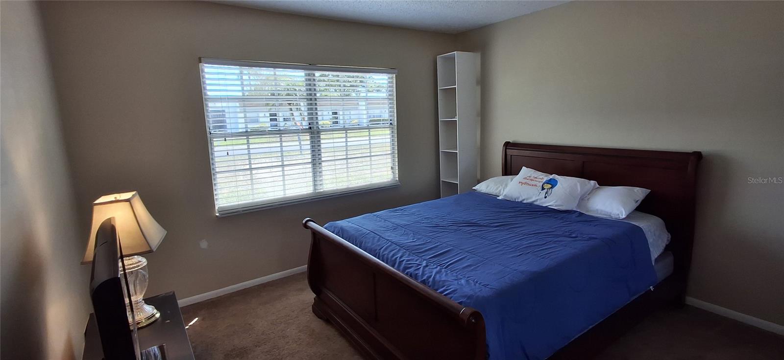 Listing photo id 26 for 4737 Lake Villa Drive