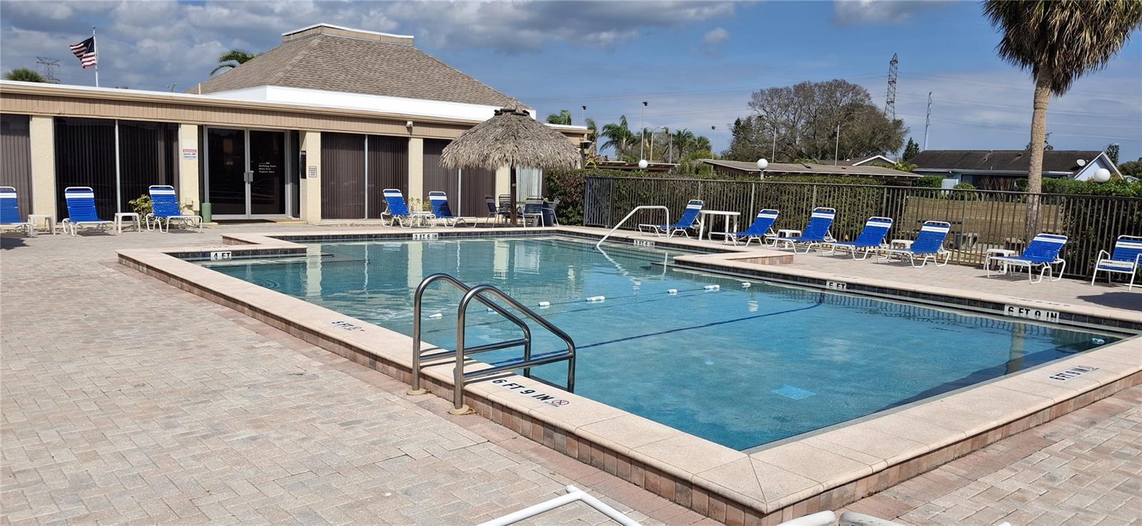 Listing photo id 35 for 4737 Lake Villa Drive