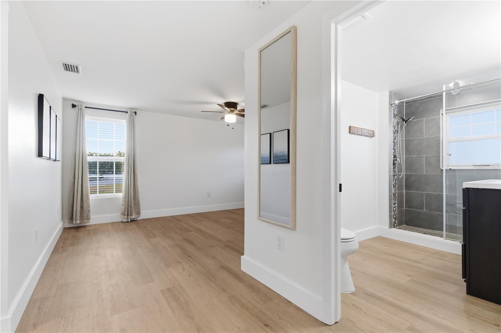 Image 20 of 50 For 327 Sunny Lane