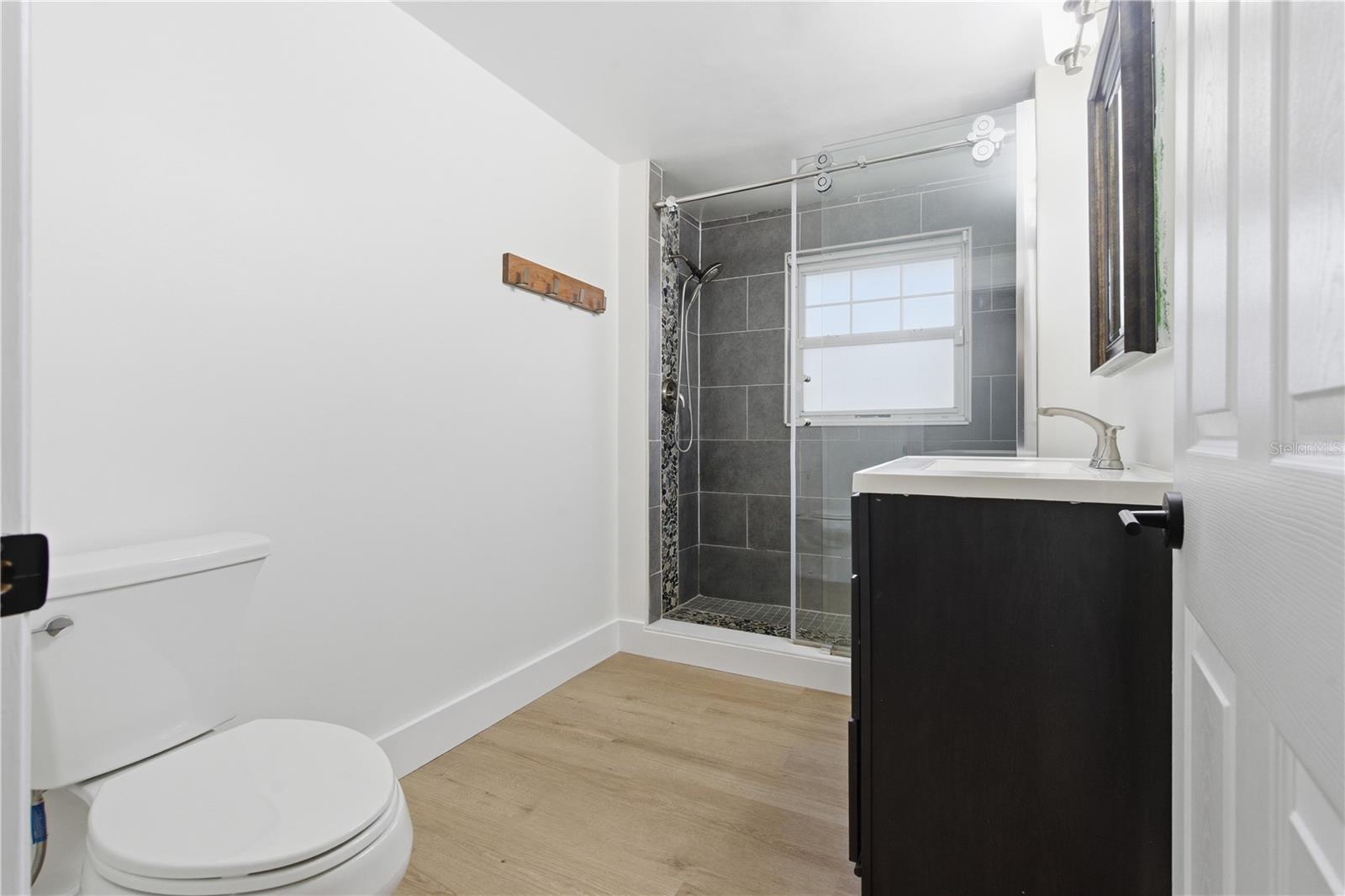 Image 24 of 50 For 327 Sunny Lane