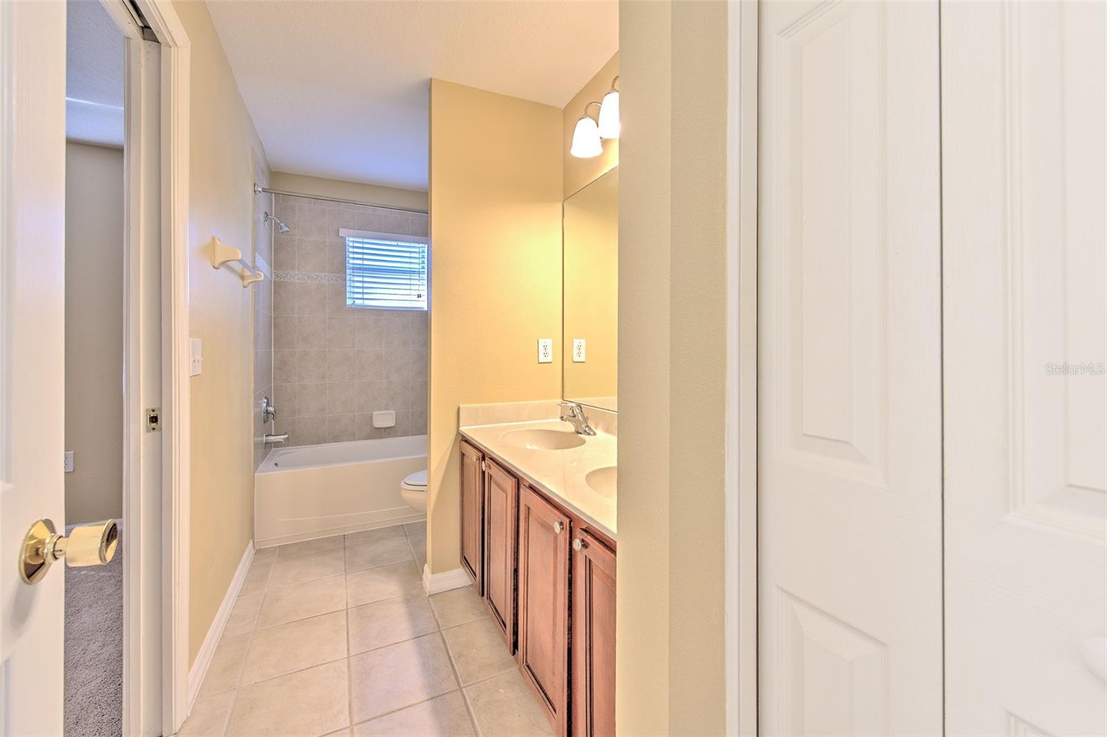 Image 22 of 33 For 20424 Needletree Drive