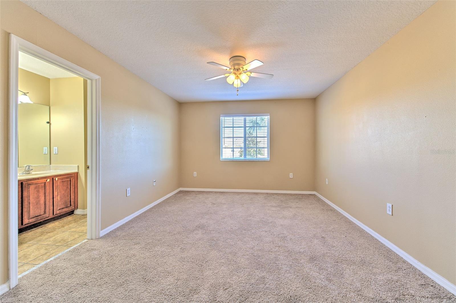 Image 23 of 33 For 20424 Needletree Drive