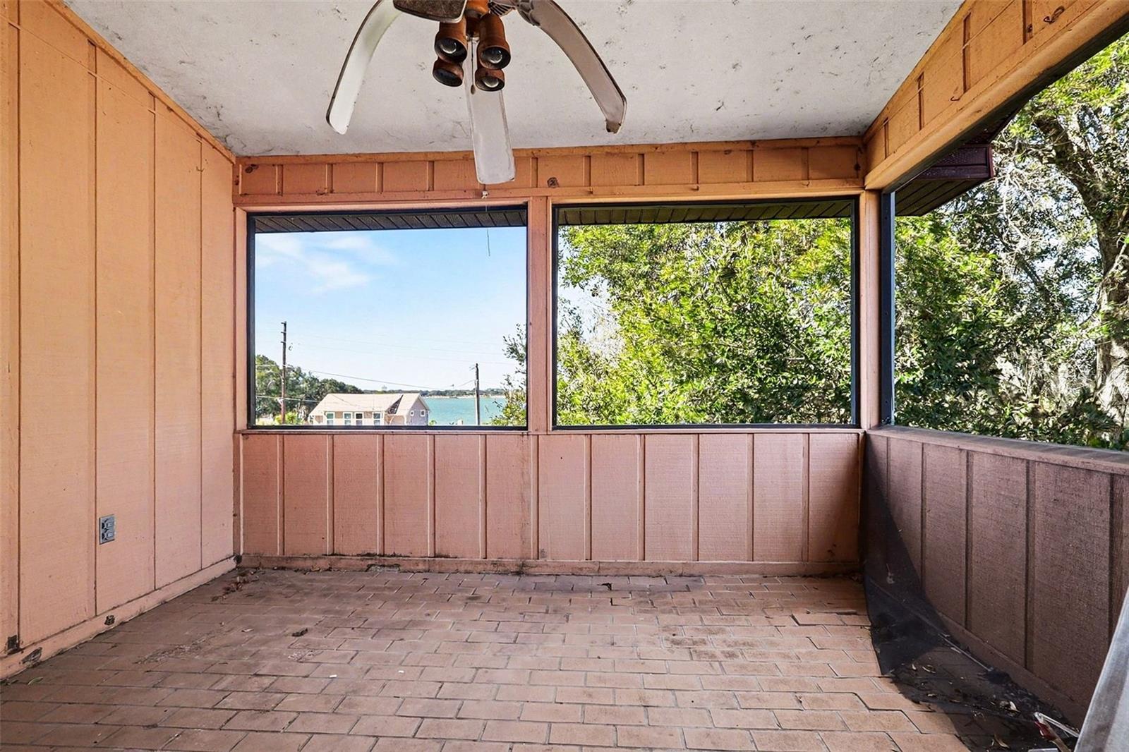 Image 5 of 7 For 1139 Lakeshore Boulevard