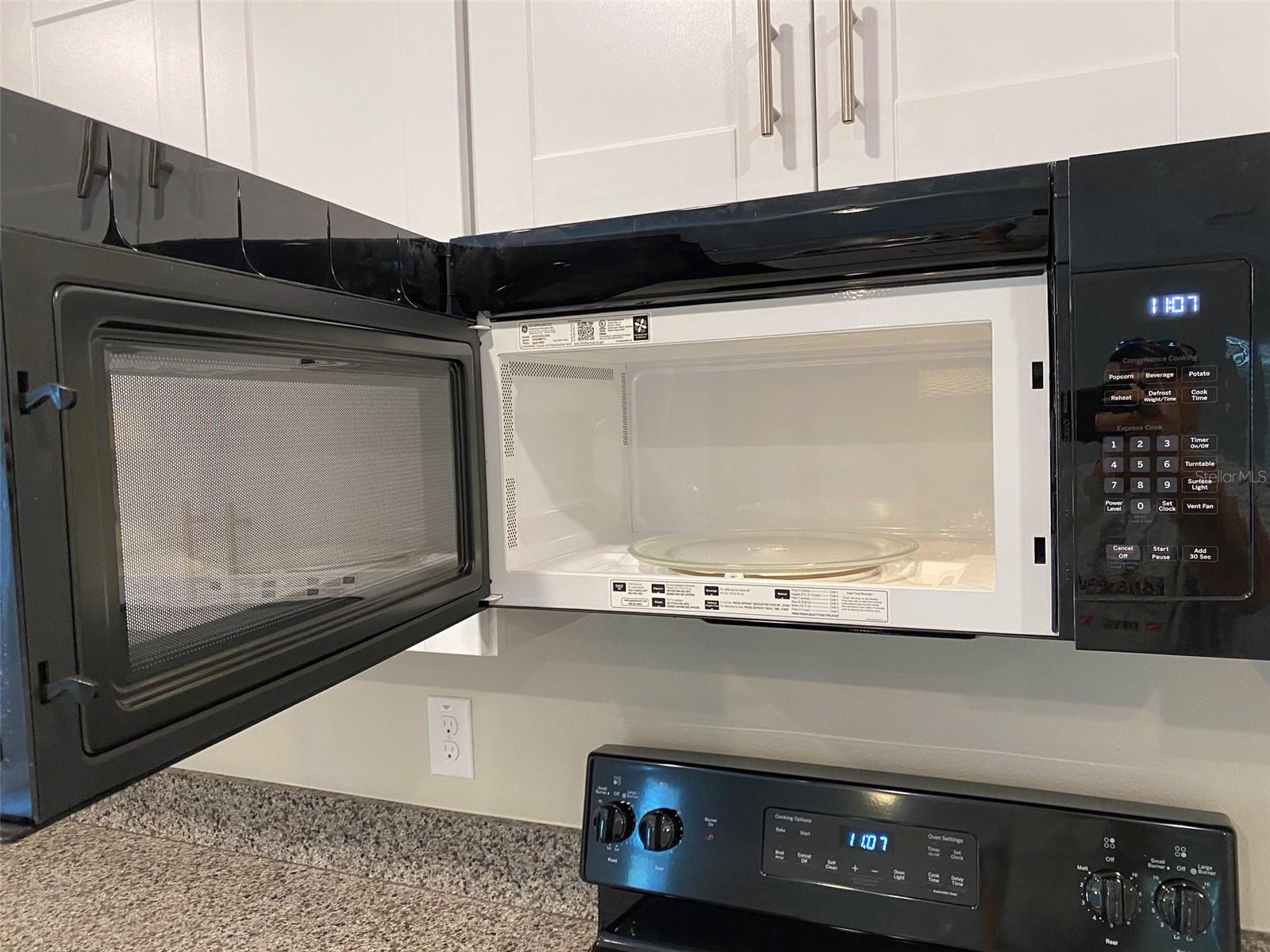 Image 14 of 51 For 3816 Hanover Drive