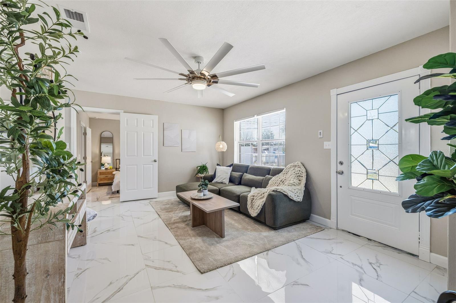 Image 2 of 26 For 613 Savannah Avenue