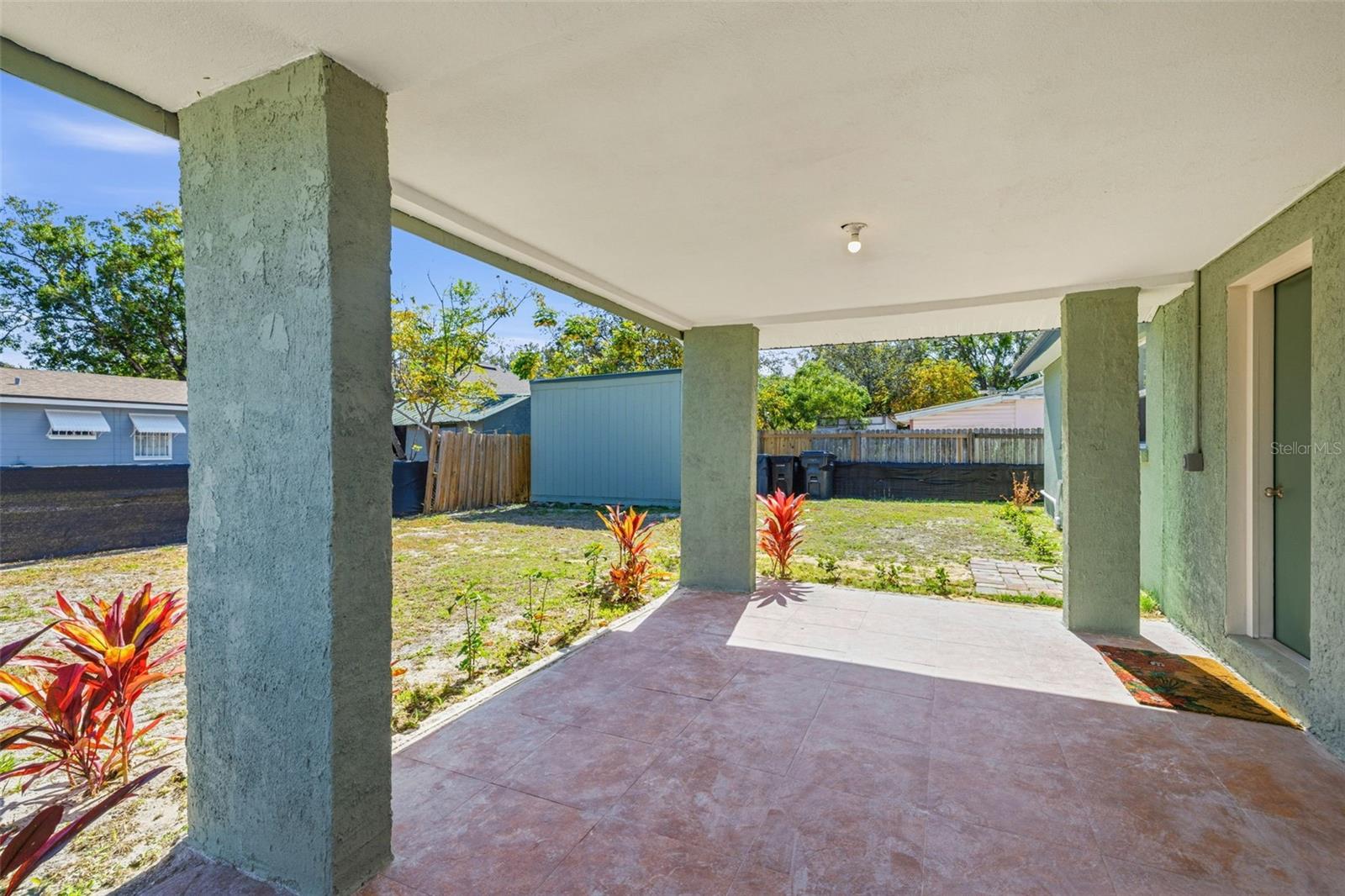 Image 21 of 26 For 613 Savannah Avenue