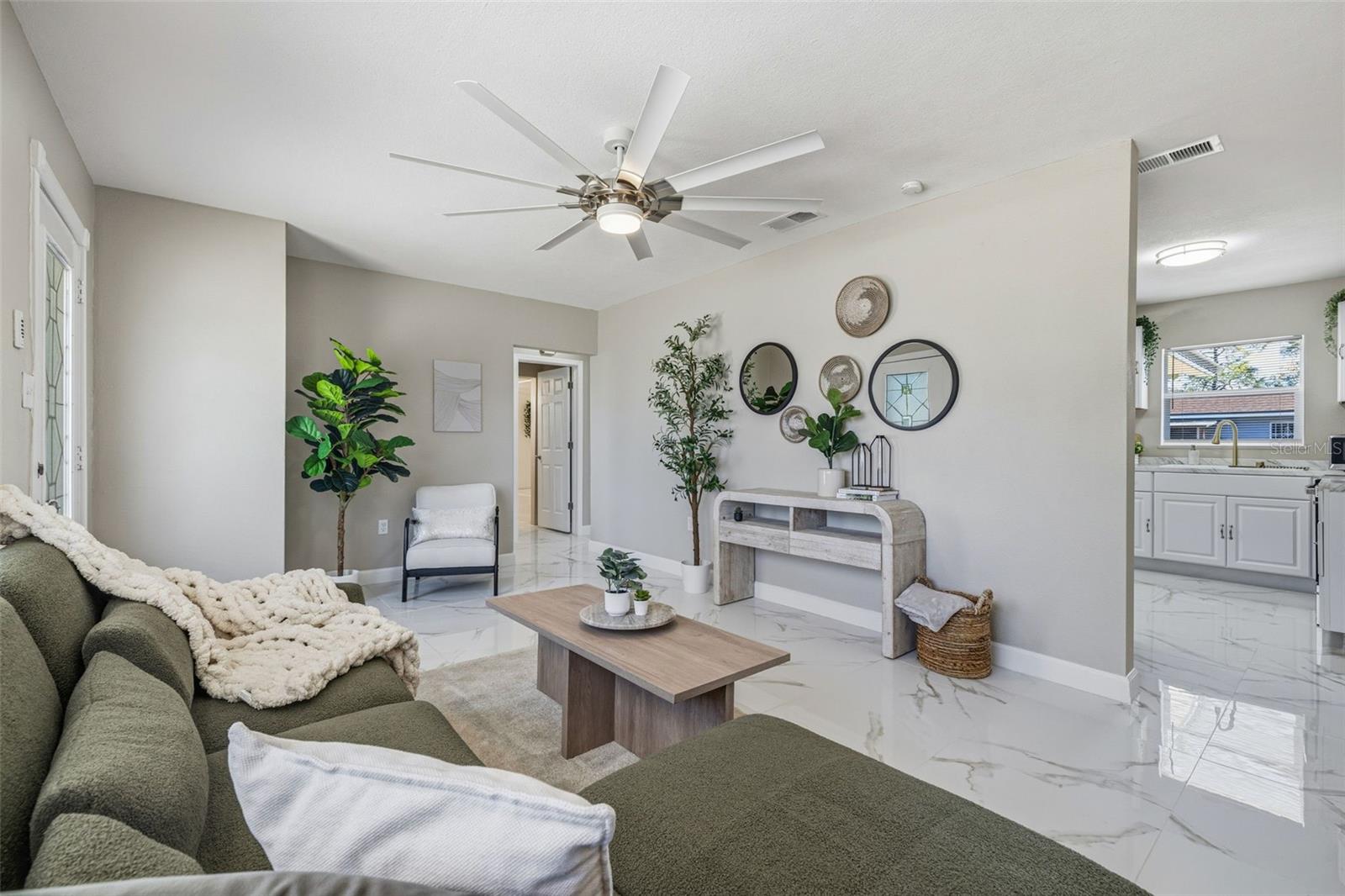 Image 5 of 26 For 613 Savannah Avenue