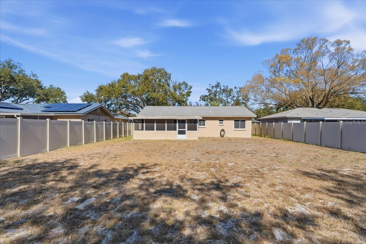 Image 24 of 30 For 6220 99th Circle N