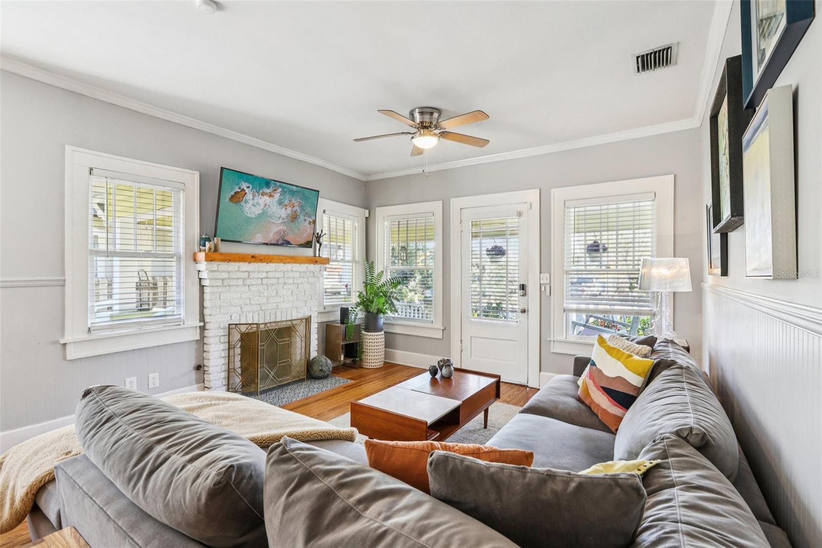 Image 16 of 66 For 921 3rd Street N