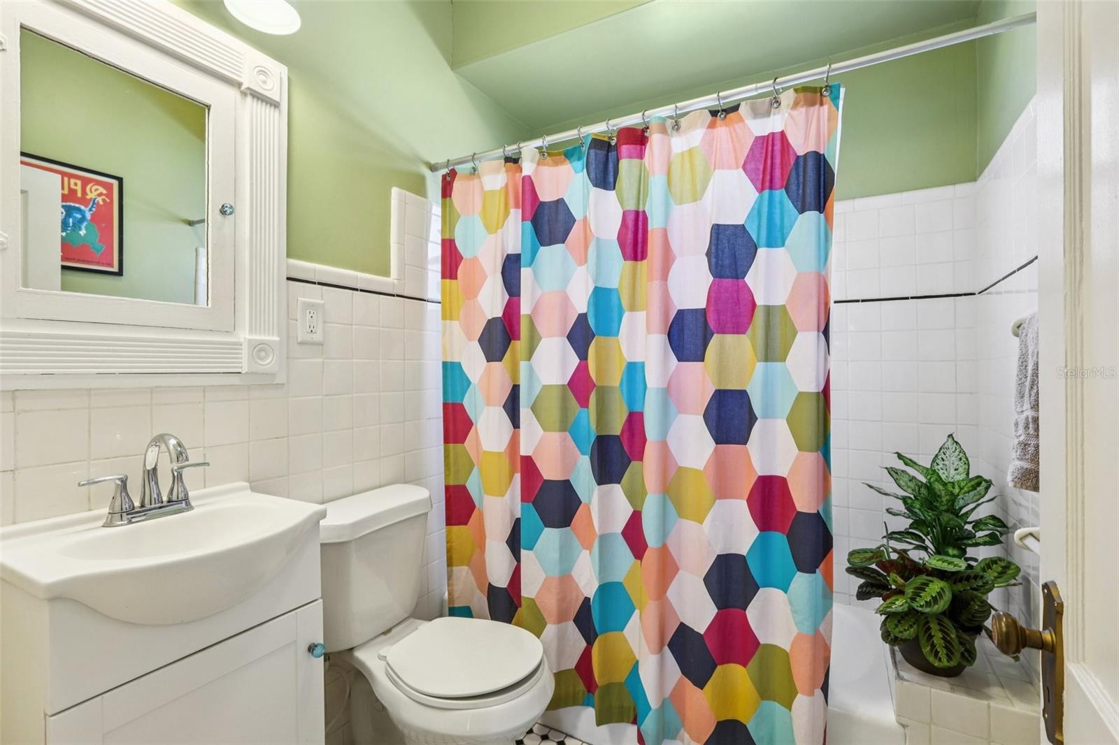 Image 28 of 66 For 921 3rd Street N