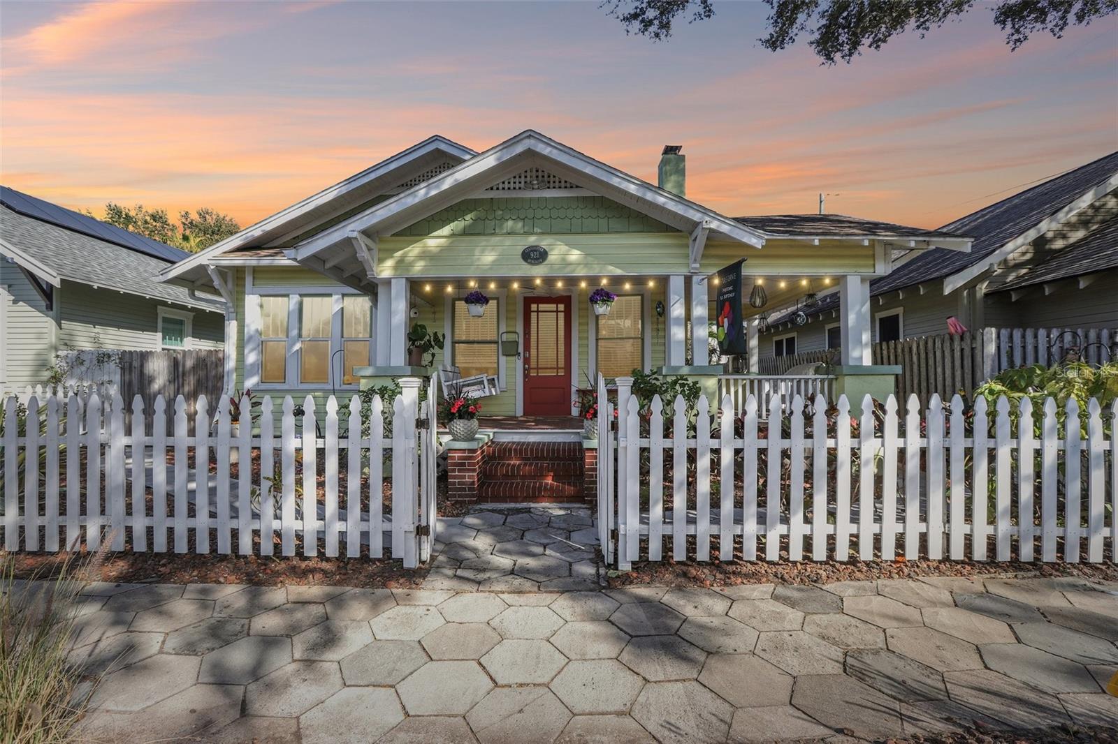 Image 3 of 66 For 921 3rd Street N