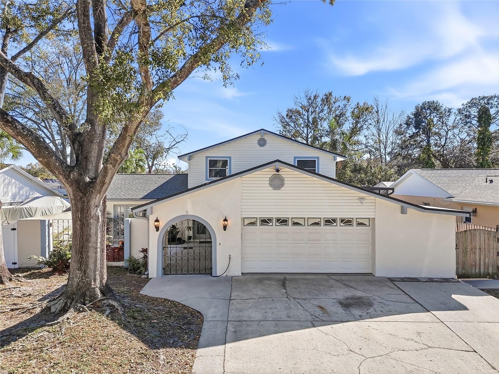 Image 4 of 69 For 4024 Dellbrook Drive