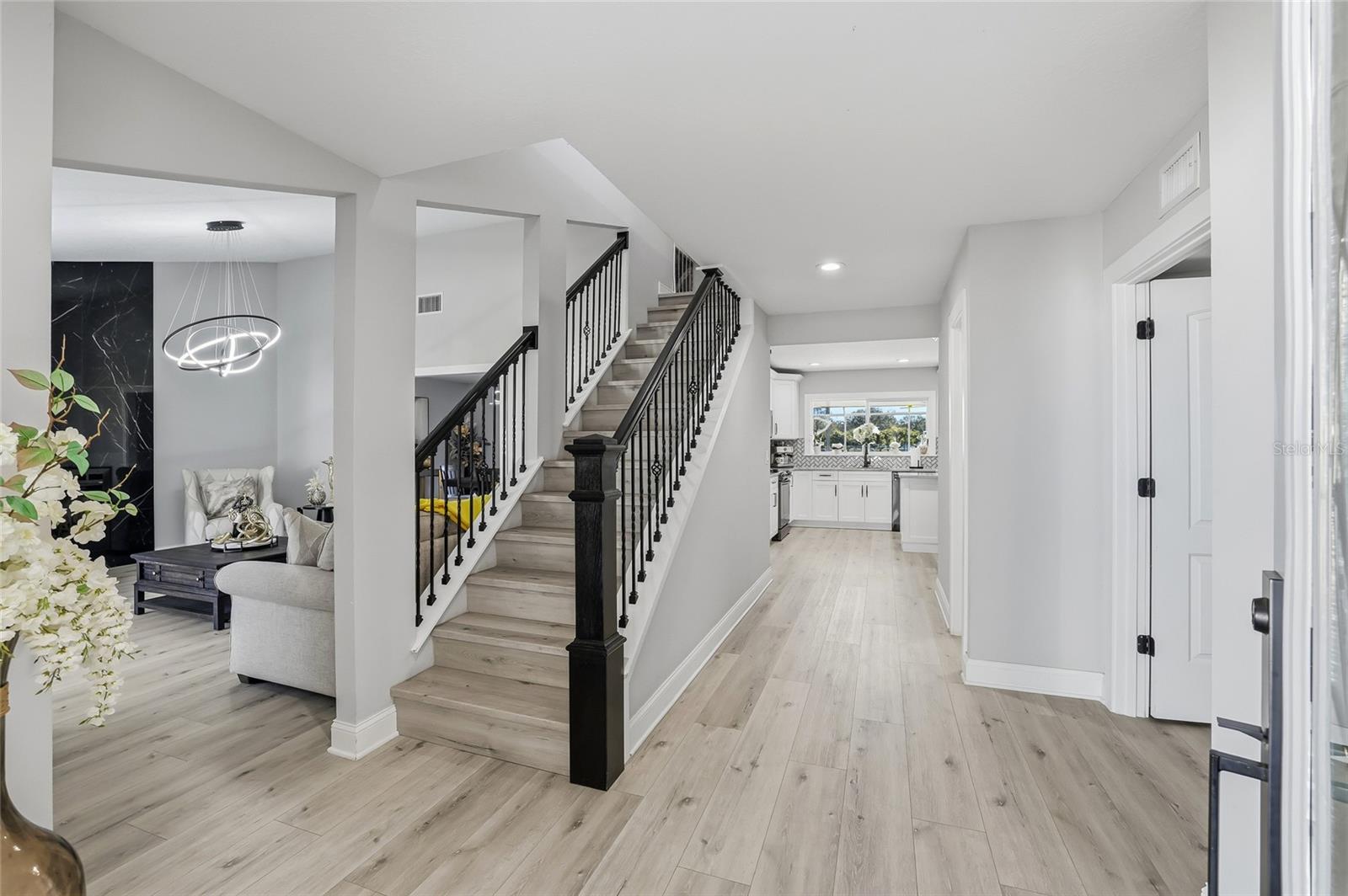 Image 7 of 69 For 4024 Dellbrook Drive