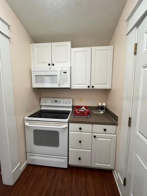 Image 9 of 10 For 2516 12th Street