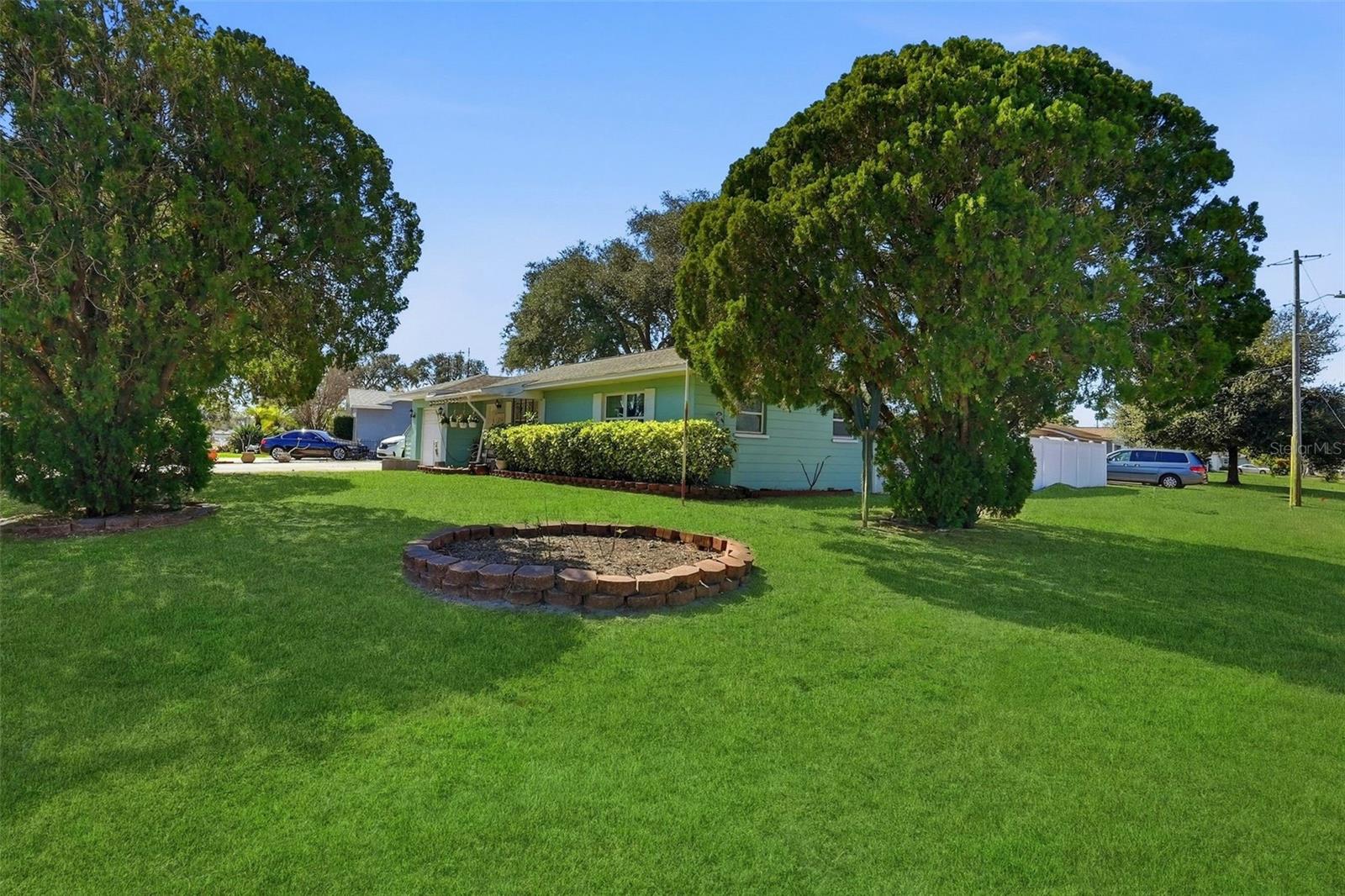 Image 5 of 27 For 3992 62nd Street N