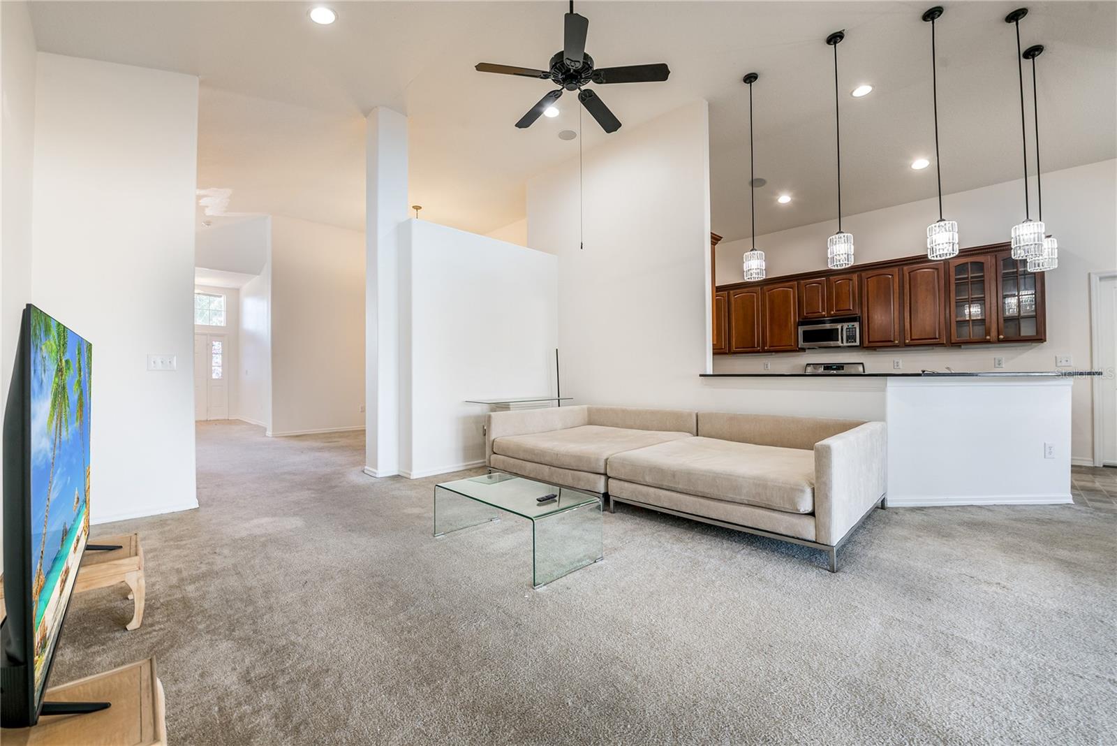 Image 13 of 42 For 1128 Helmsdale Drive