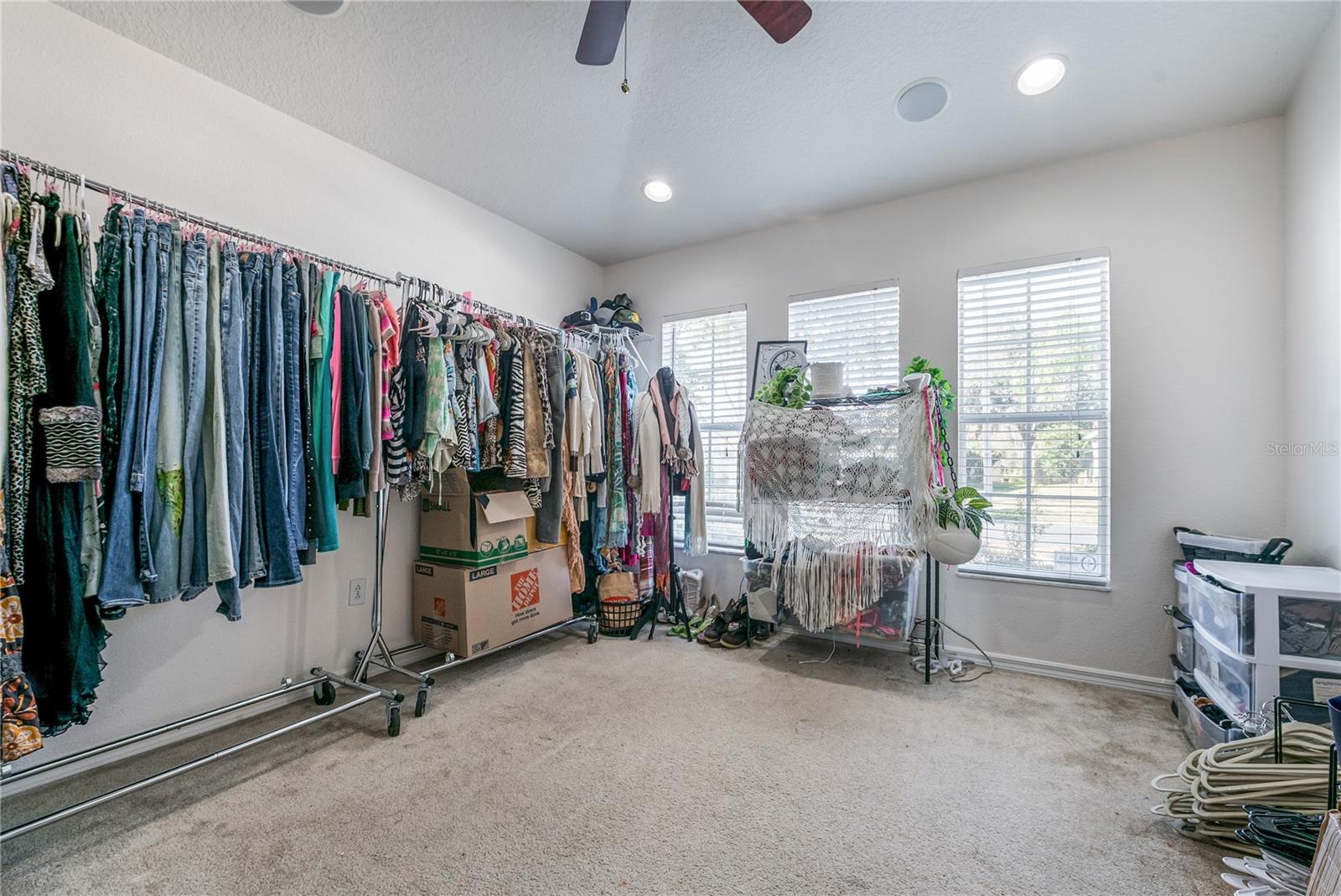 Image 8 of 42 For 1128 Helmsdale Drive