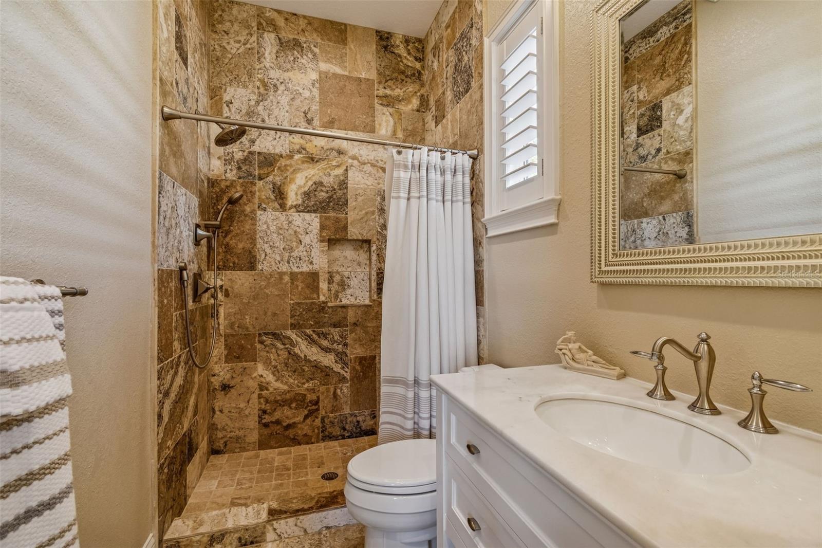 Image 33 of 67 For 605 55th Avenue