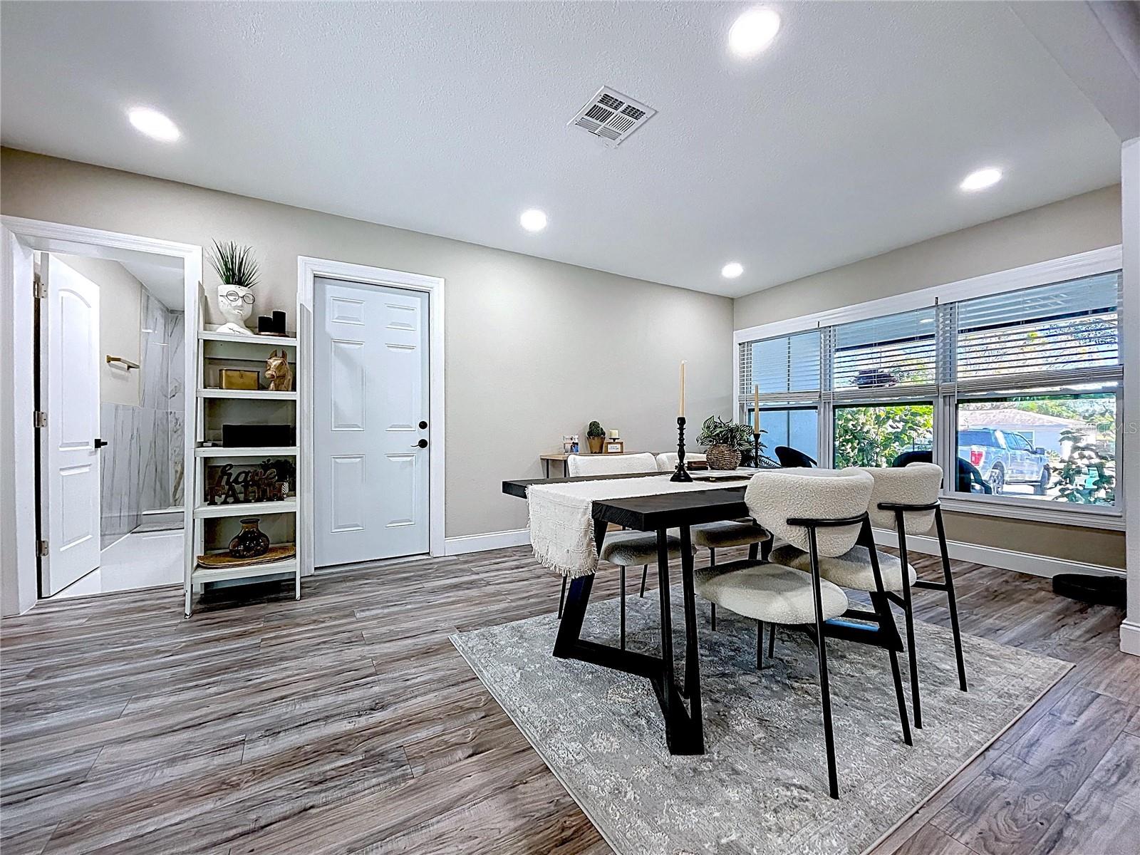 Image 15 of 34 For 1468 Prescott Avenue