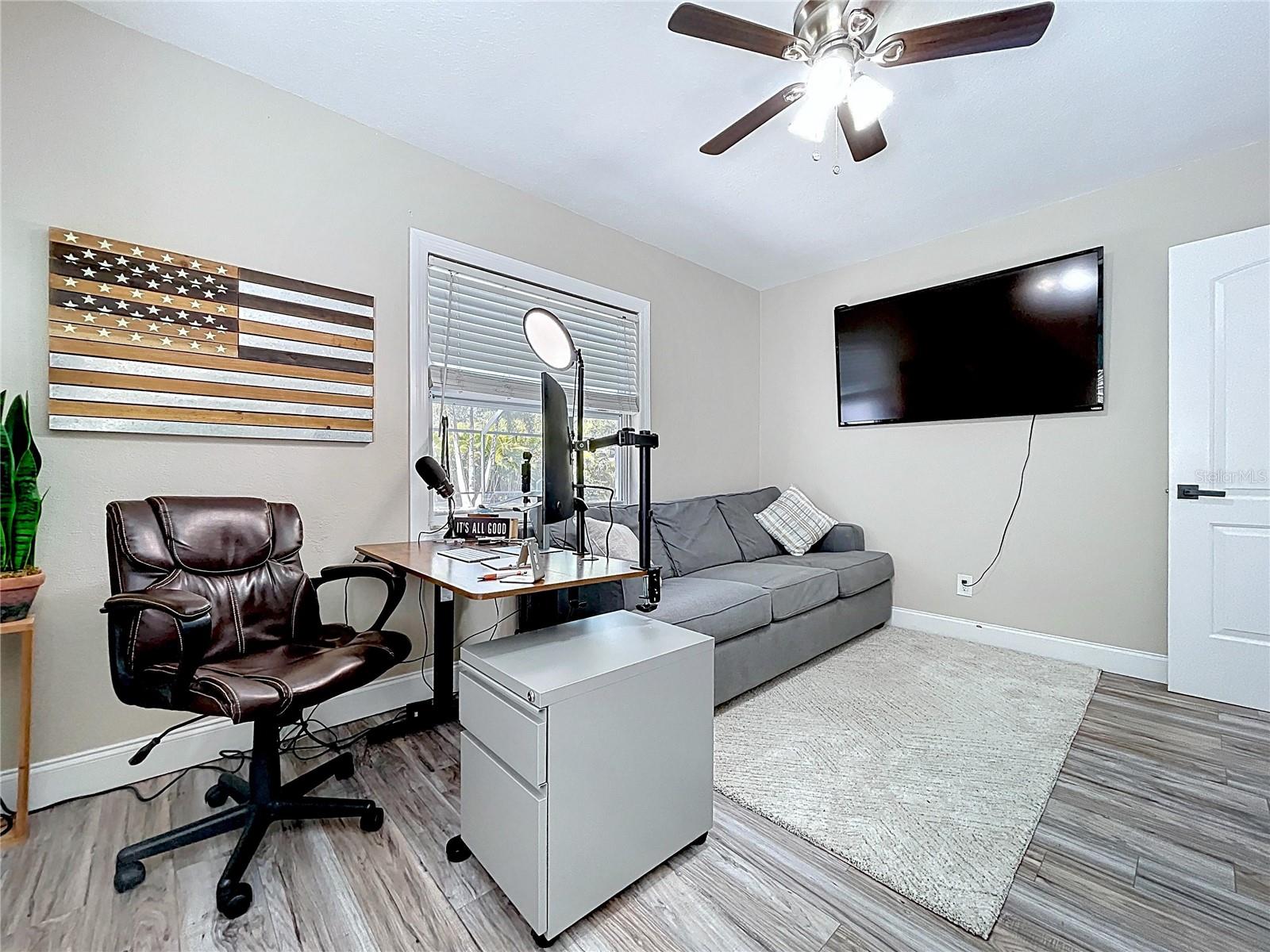 Image 28 of 34 For 1468 Prescott Avenue