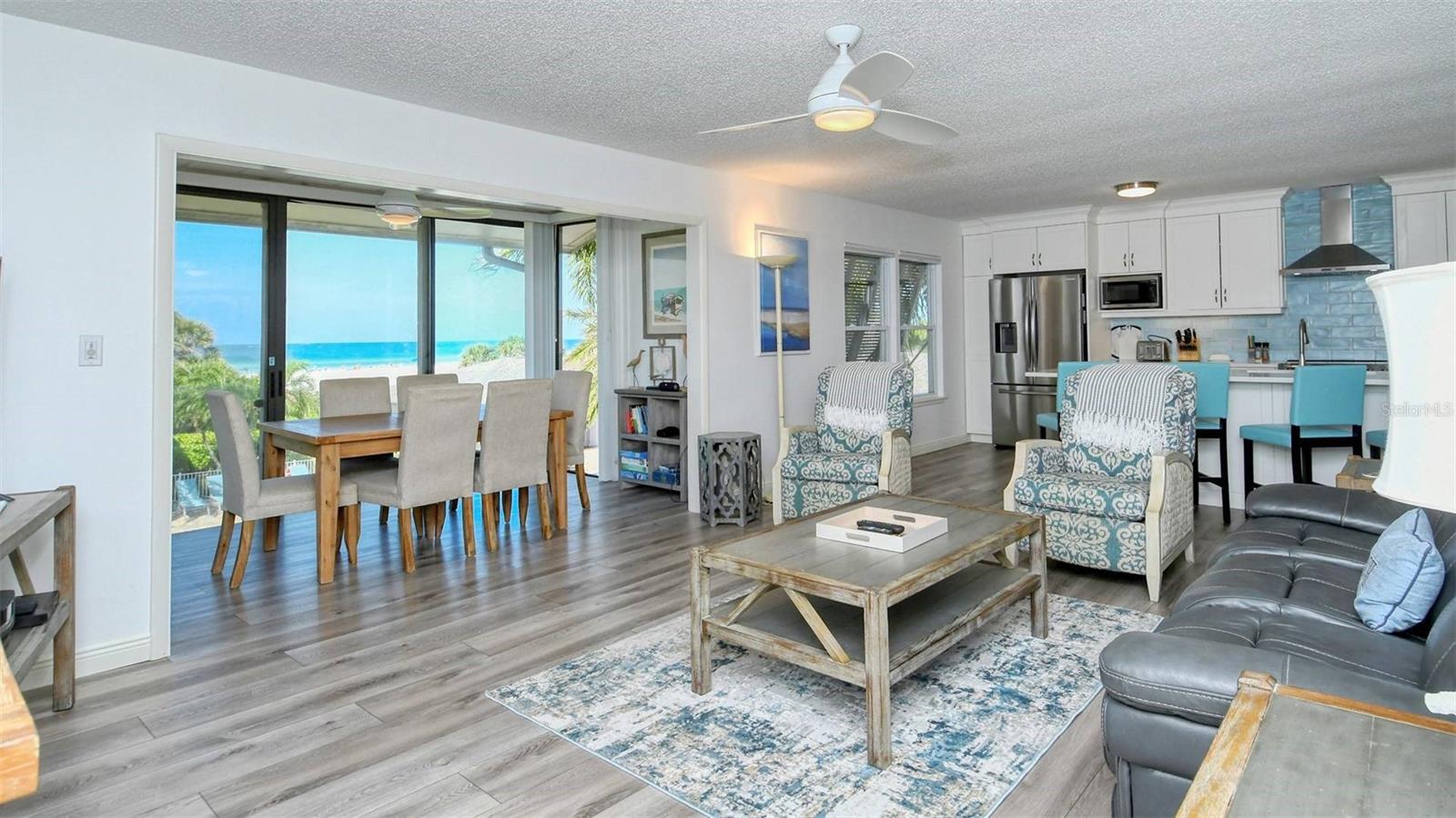 Image 18 of 22 For 6044 Peppertree Way 233b