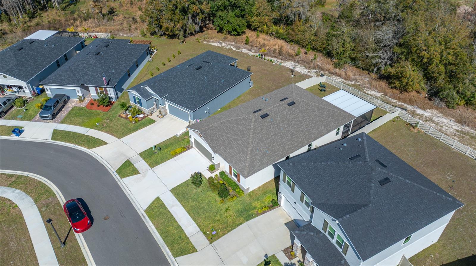 Image 27 of 72 For 20076 Azul Marble Loop