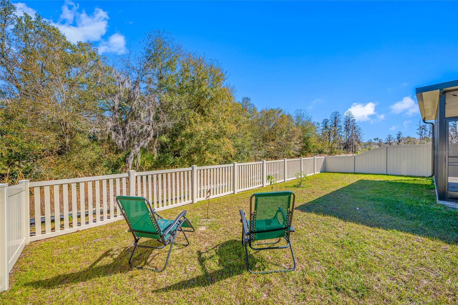 Image 37 of 72 For 20076 Azul Marble Loop