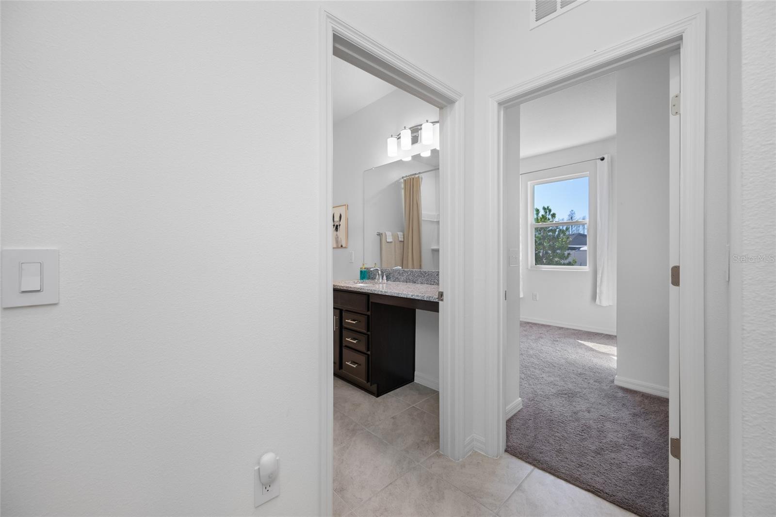 Image 48 of 72 For 20076 Azul Marble Loop