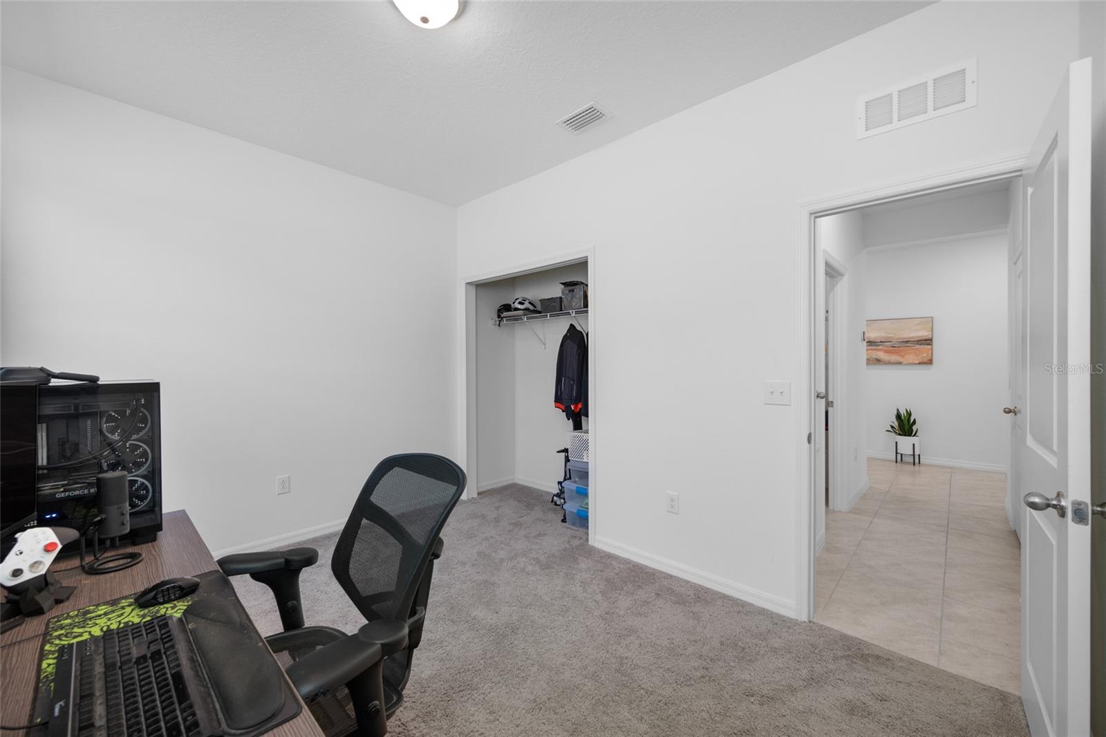 Image 50 of 72 For 20076 Azul Marble Loop