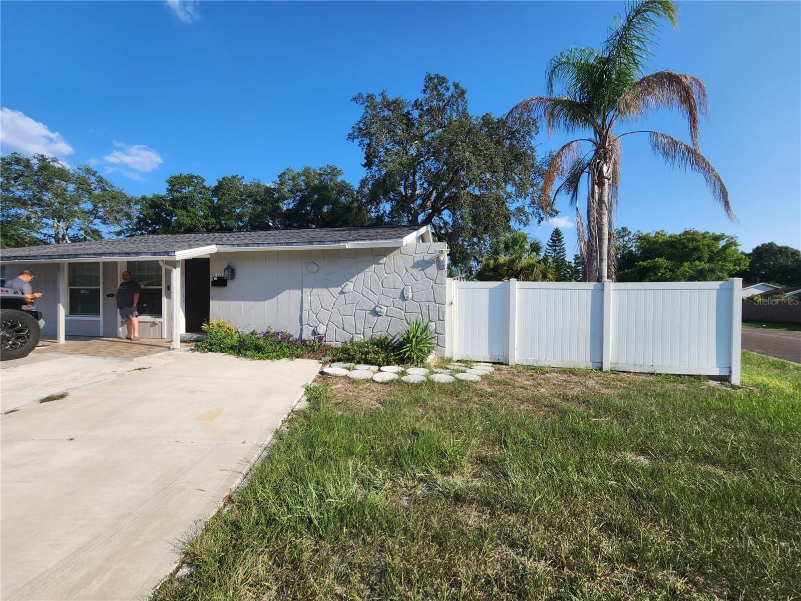 Details for 8518 Woodlake Drive, TAMPA, FL 33615