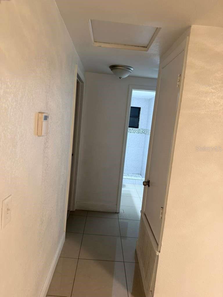 Image 17 of 52 For 8518 Woodlake Drive