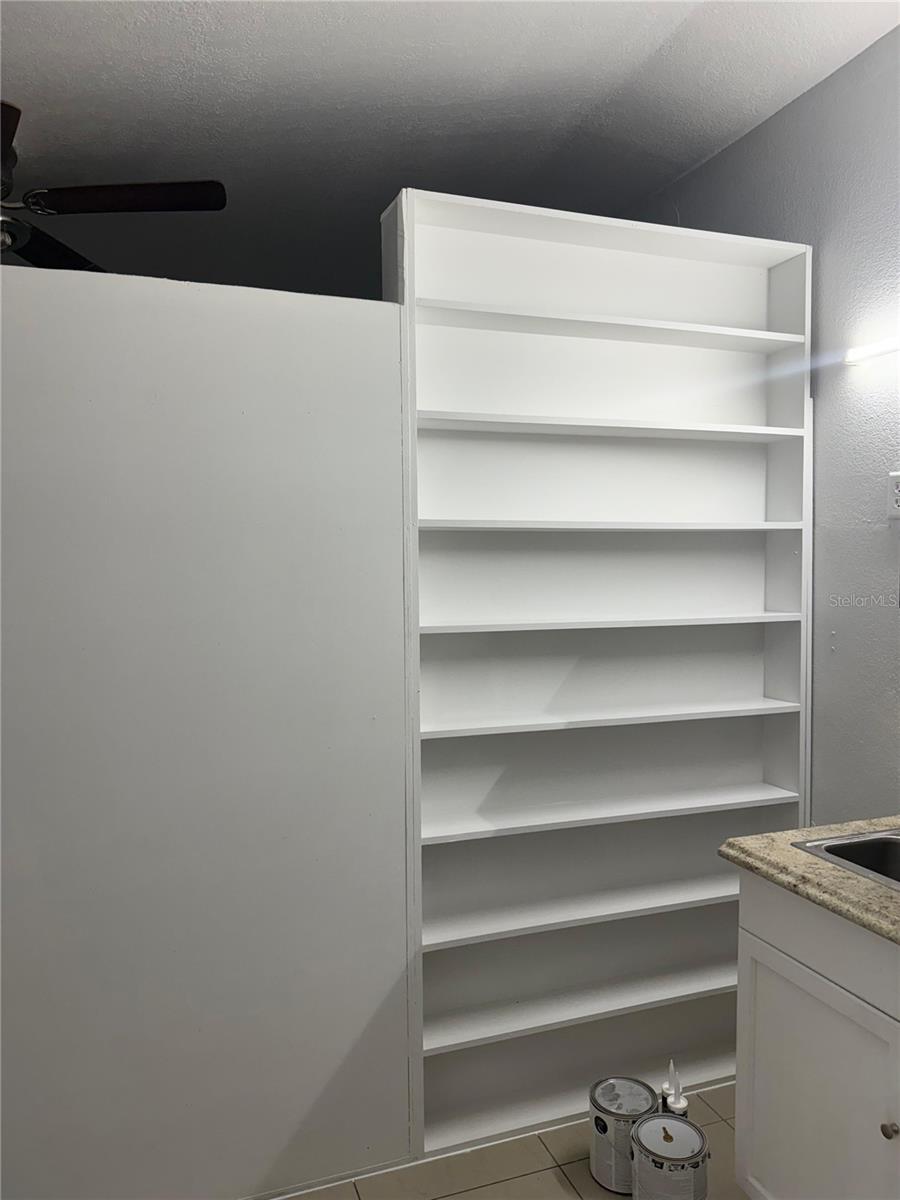 Image 39 of 52 For 8518 Woodlake Drive