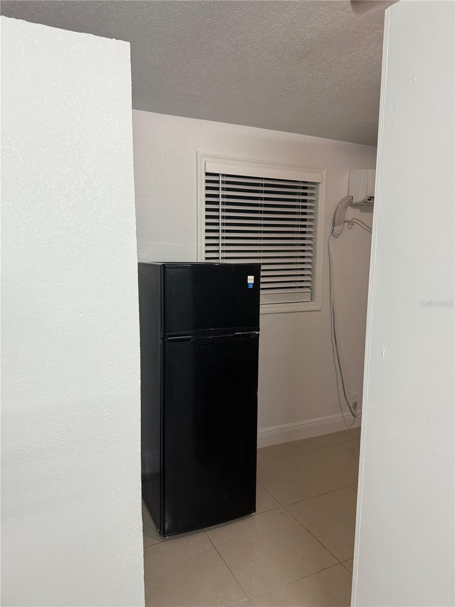 Image 44 of 52 For 8518 Woodlake Drive