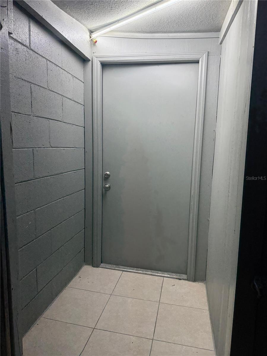 Image 51 of 52 For 8518 Woodlake Drive