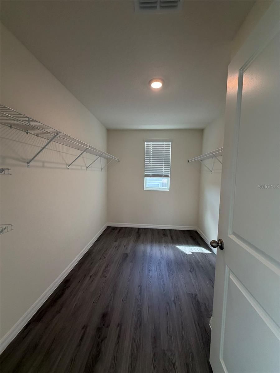 Image 7 of 20 For 35991 Sunflower Hill Drive