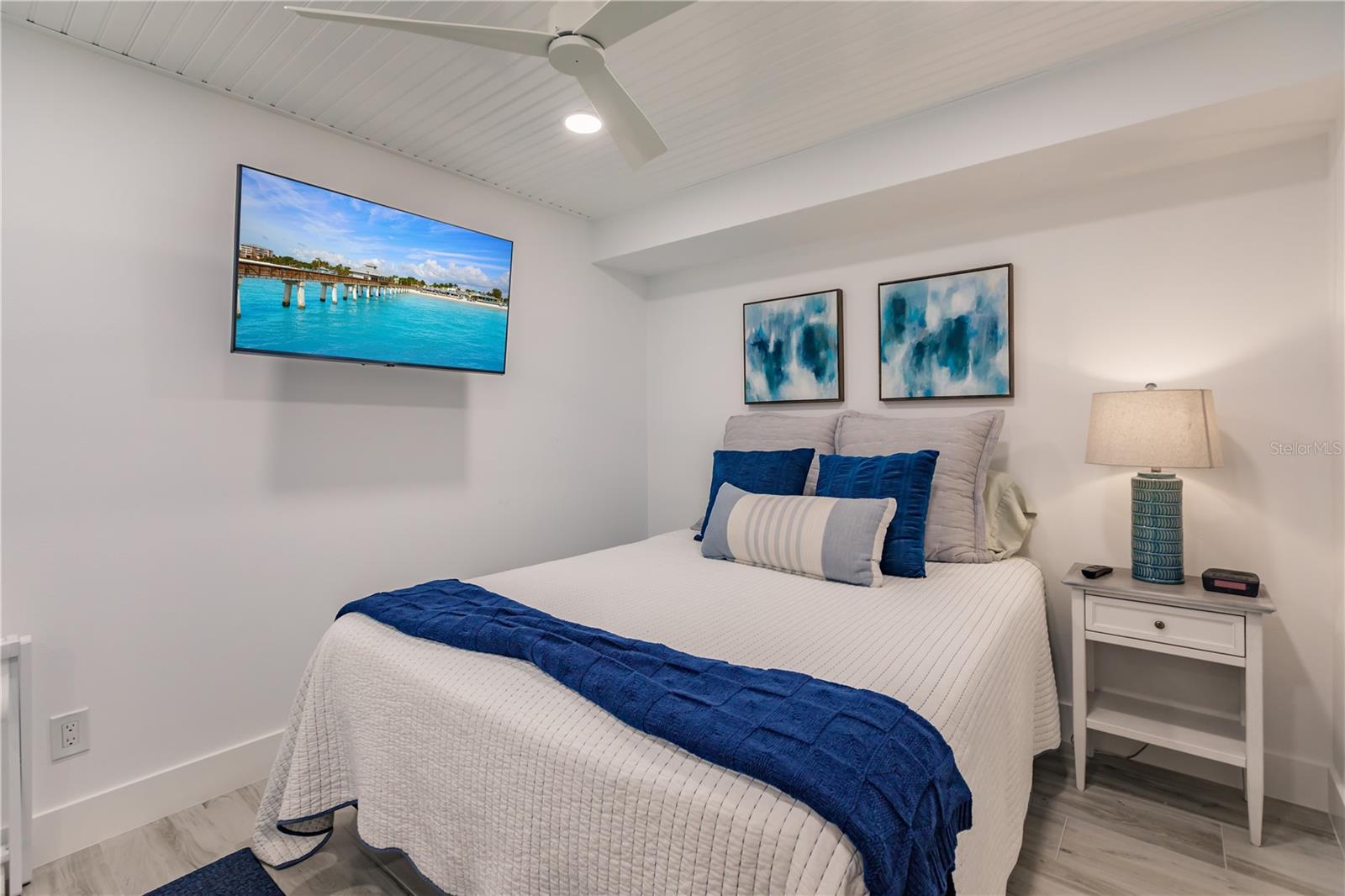 Image 22 of 28 For 6042 Peppertree Way 224b