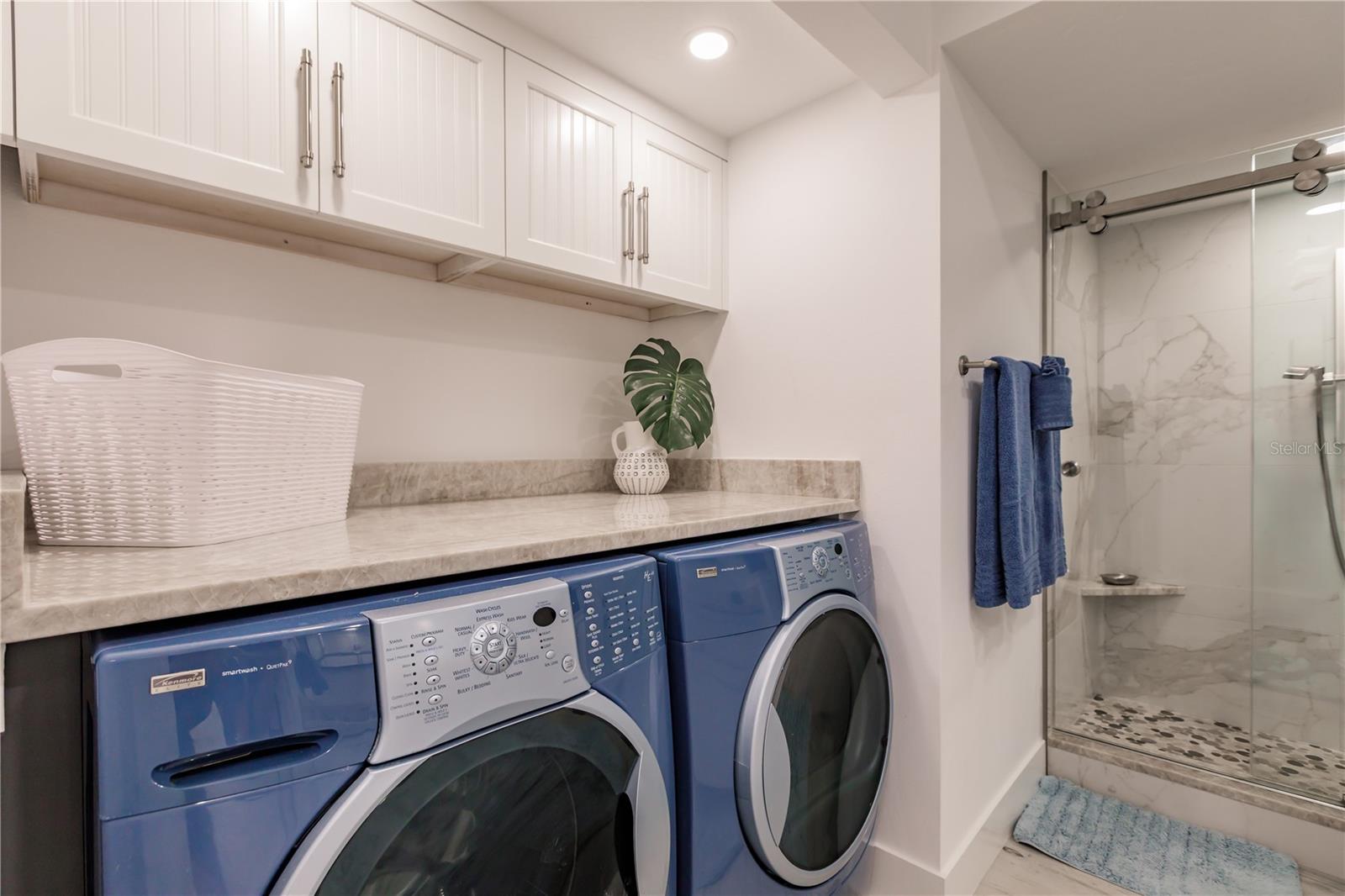 Image 25 of 28 For 6042 Peppertree Way 224b