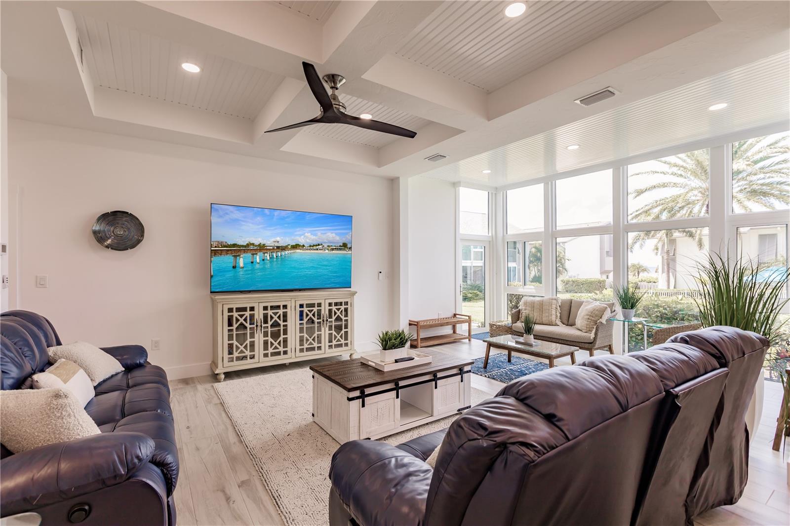 Image 3 of 28 For 6042 Peppertree Way 224b