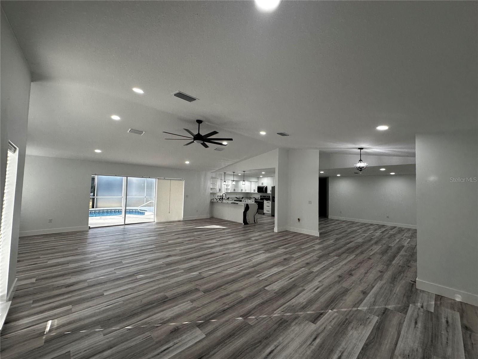 Image 17 of 44 For 5507 Nimitz Road