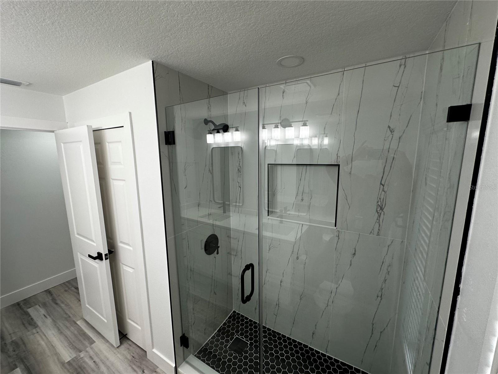 Image 34 of 44 For 5507 Nimitz Road