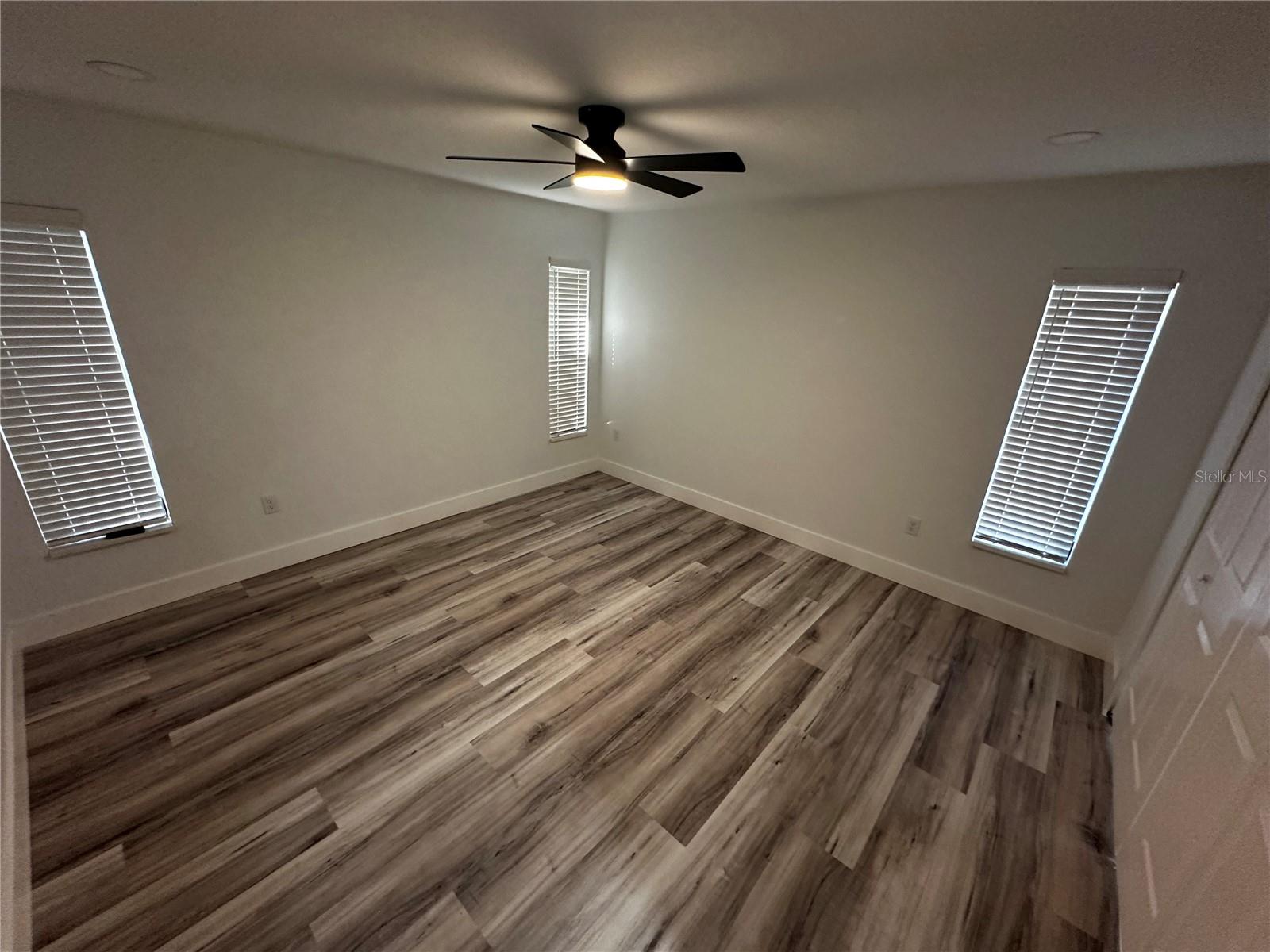 Image 36 of 44 For 5507 Nimitz Road