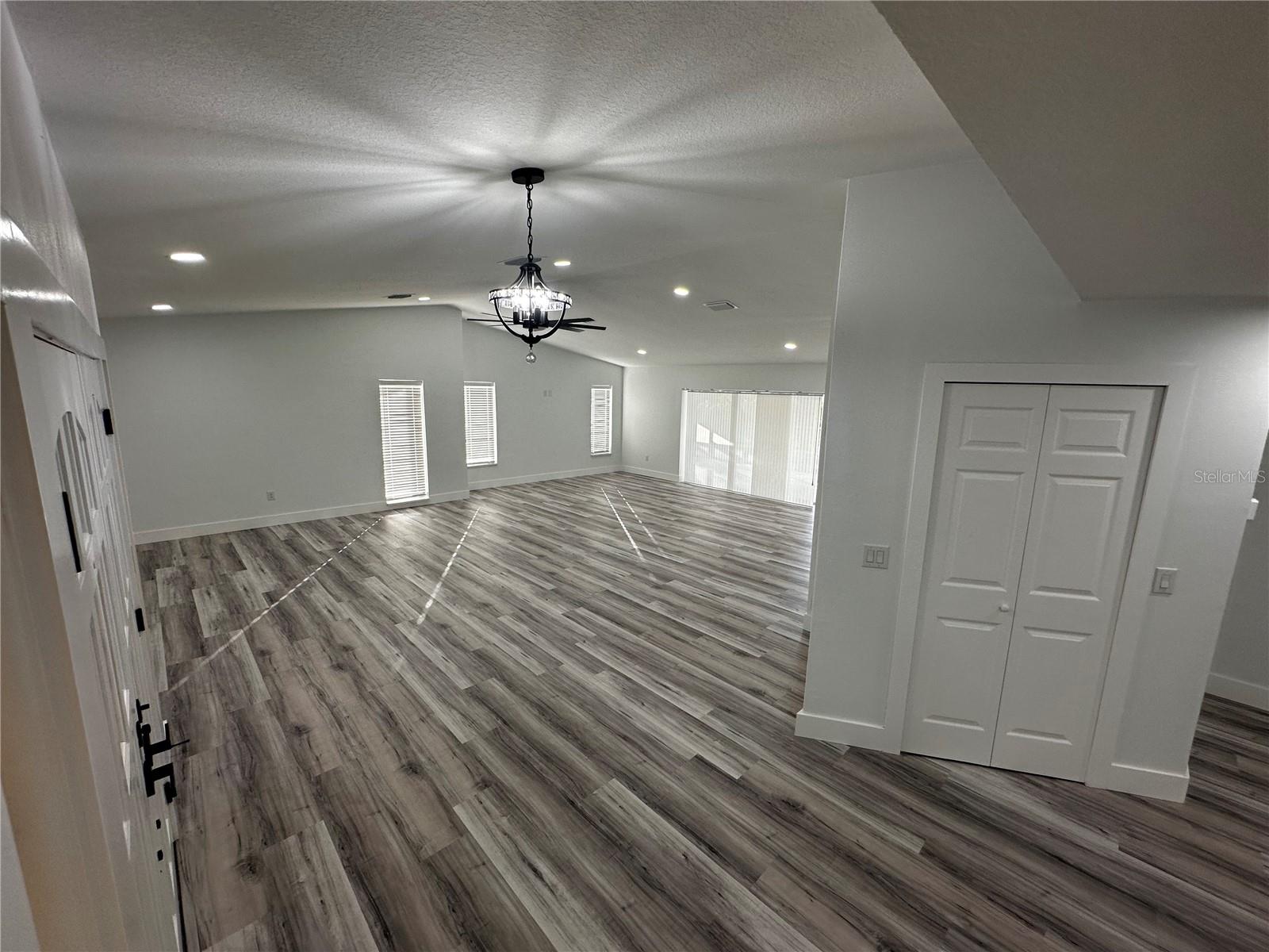 Image 39 of 44 For 5507 Nimitz Road