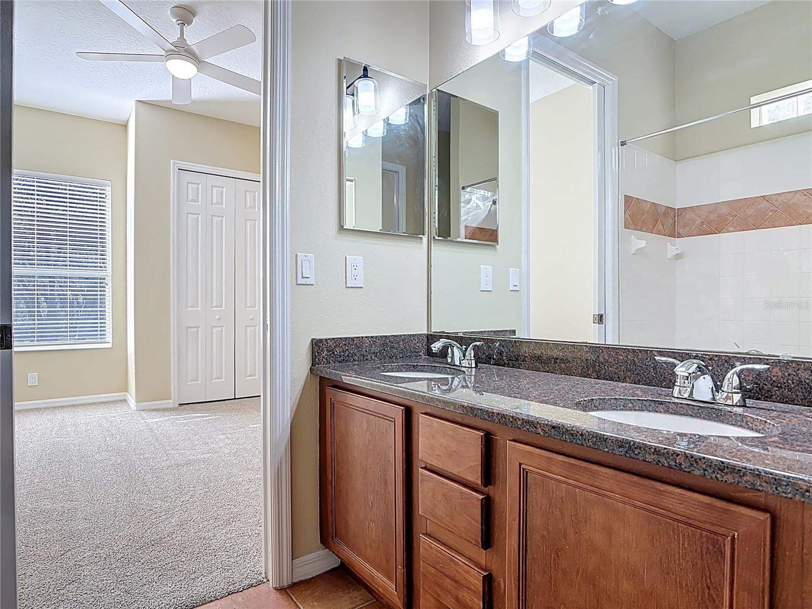 Image 52 of 75 For 949 Hawk Landing