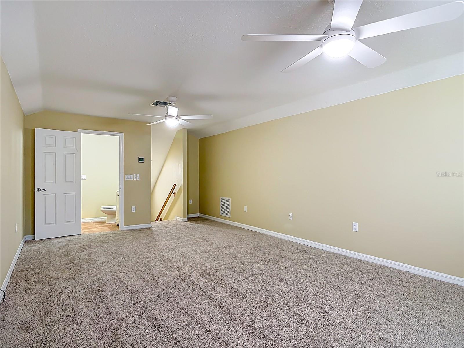 Image 56 of 75 For 949 Hawk Landing