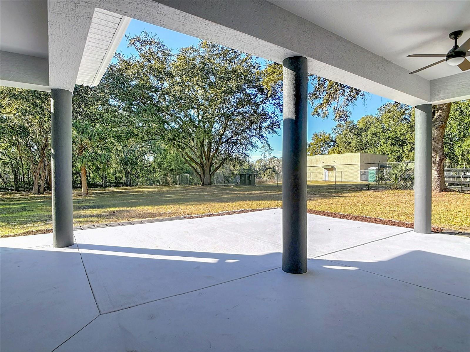 Image 61 of 75 For 949 Hawk Landing