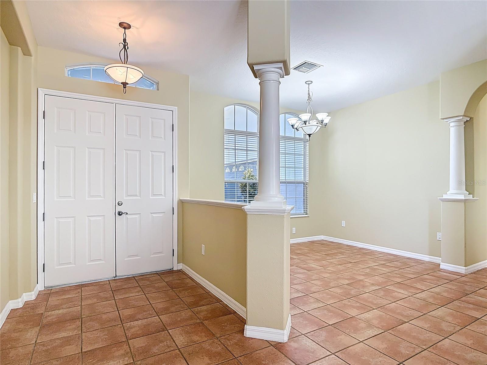 Image 9 of 75 For 949 Hawk Landing