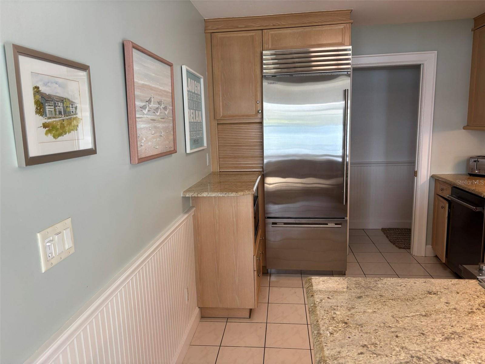 Image 15 of 21 For 6039 Peppertree Way 222